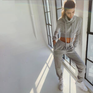 Women Fleece Tracksuit Cropped Hoodie and Pant - Image 2