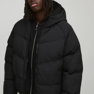 Custom Black Puffer Jacket — Premium Outerwear for Streetwear Brands
