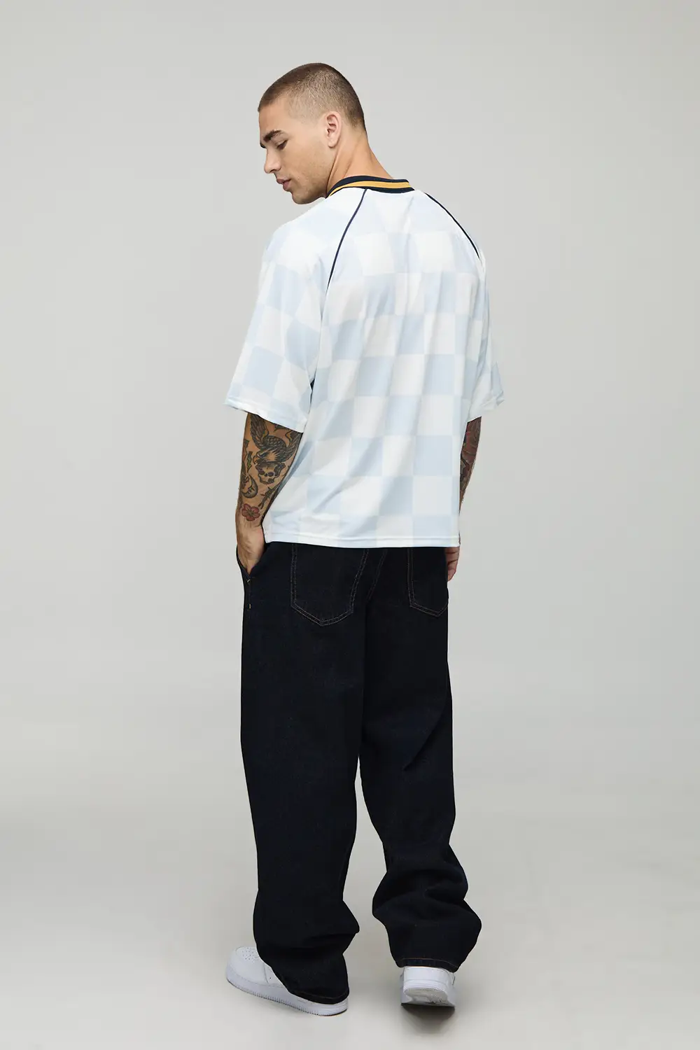 Custom Clothing Manufacturer Men's Streetwear V Neck Football Jersey – Custom Dropshoulder